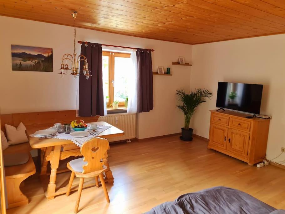 Ruhige Ferienwohnung In Bad Toelz 외부 사진