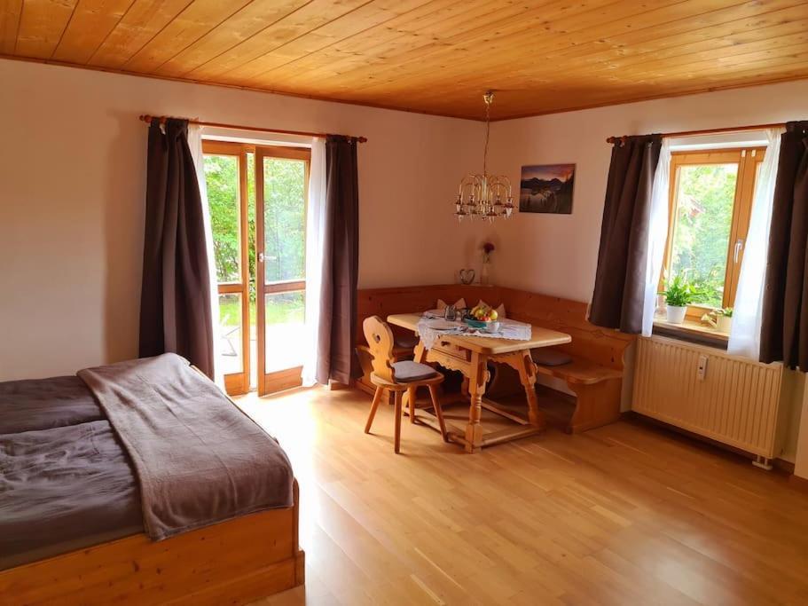 Ruhige Ferienwohnung In Bad Toelz 외부 사진